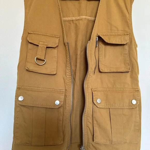 Bershka Tan Utility Vest - Picture 4 of 7